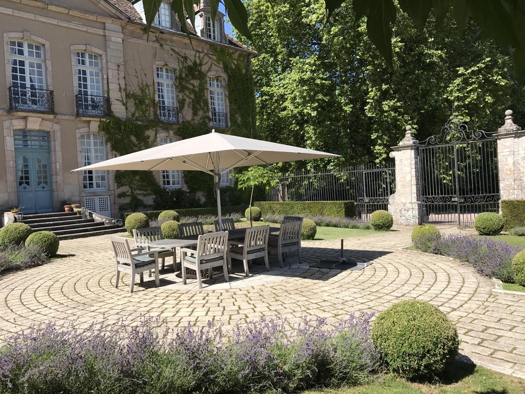 Chateau De Villette Poil Екстериор снимка